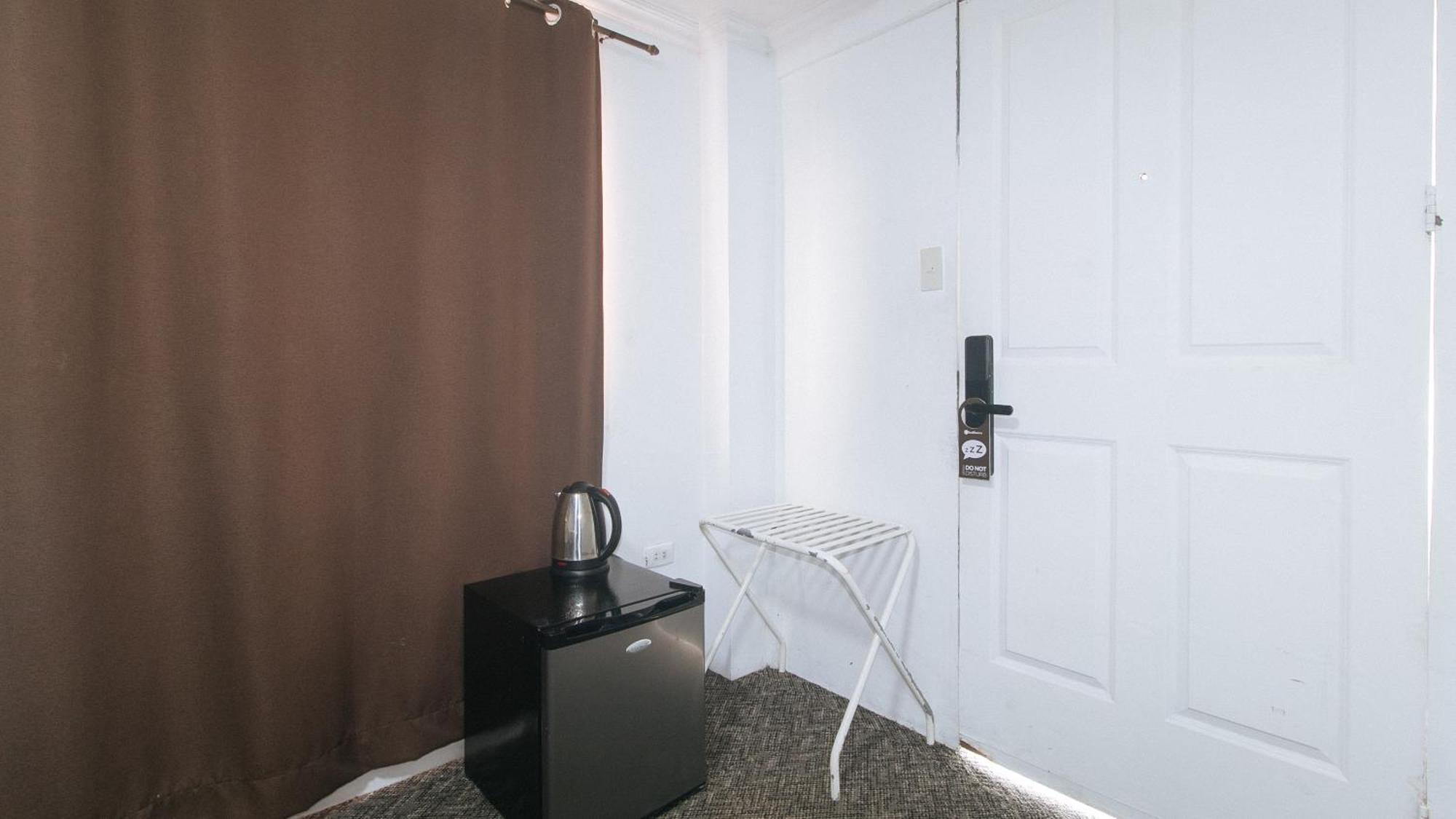 Reddoorz Premium At The Grand Peninsula Suites Balanga Ngoại thất bức ảnh