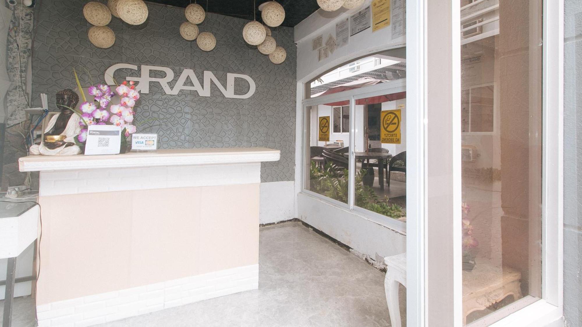 Reddoorz Premium At The Grand Peninsula Suites Balanga Ngoại thất bức ảnh