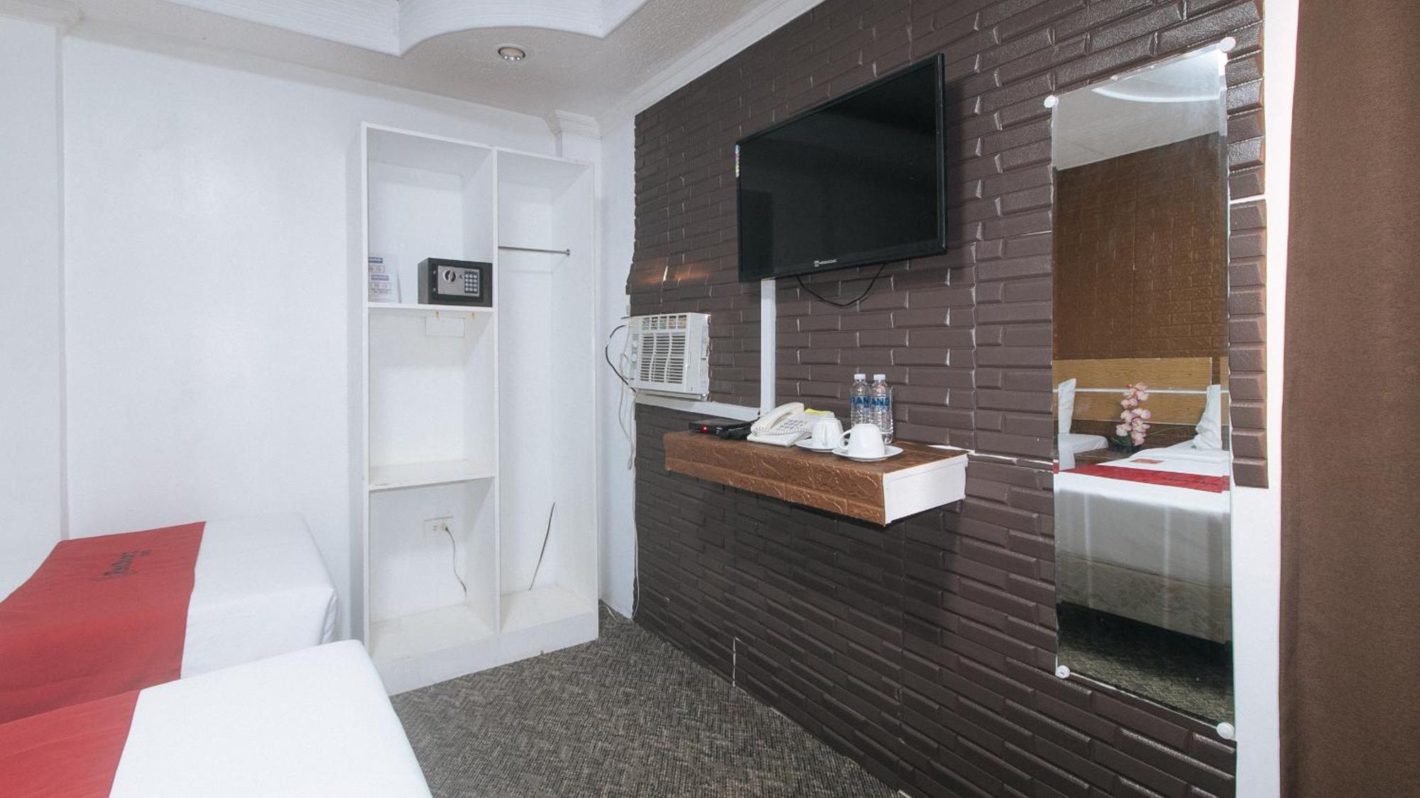 Reddoorz Premium At The Grand Peninsula Suites Balanga Ngoại thất bức ảnh