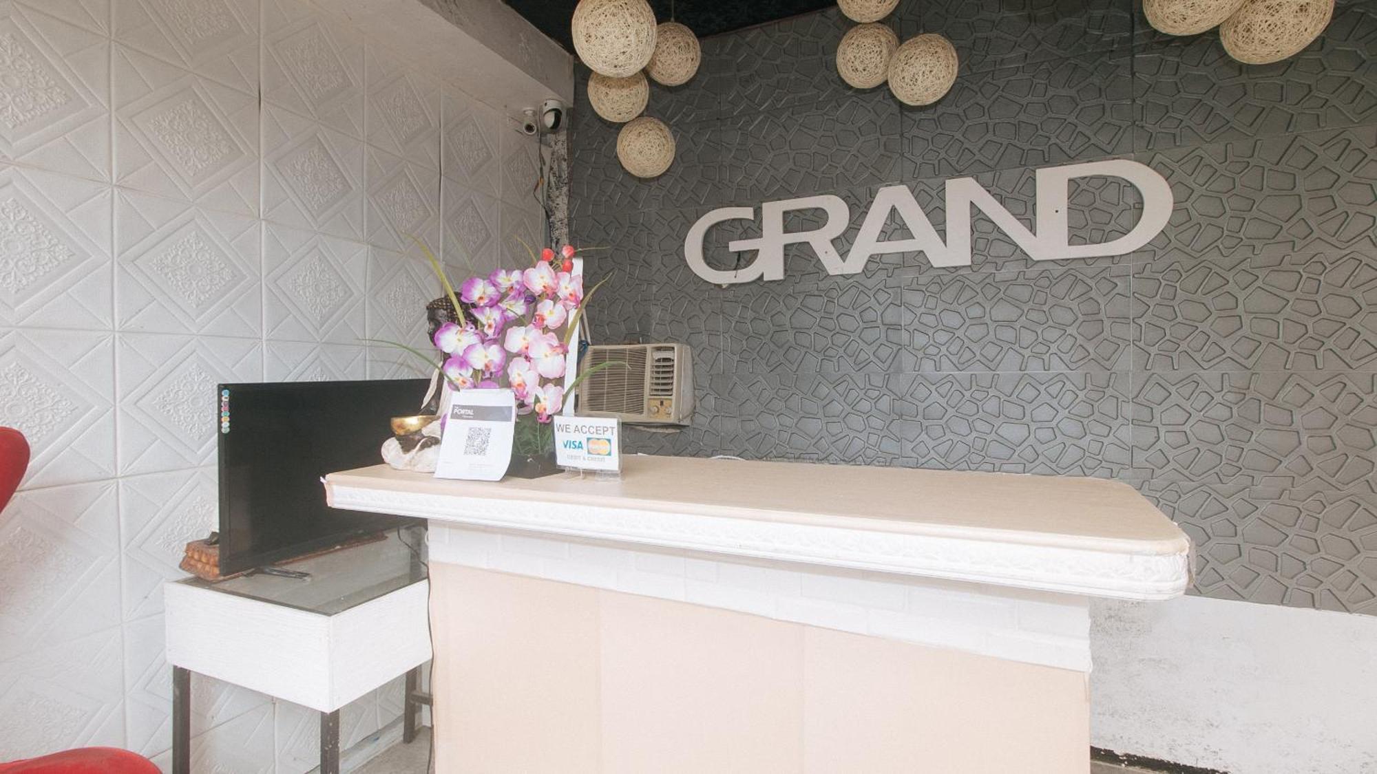 Reddoorz Premium At The Grand Peninsula Suites Balanga Ngoại thất bức ảnh